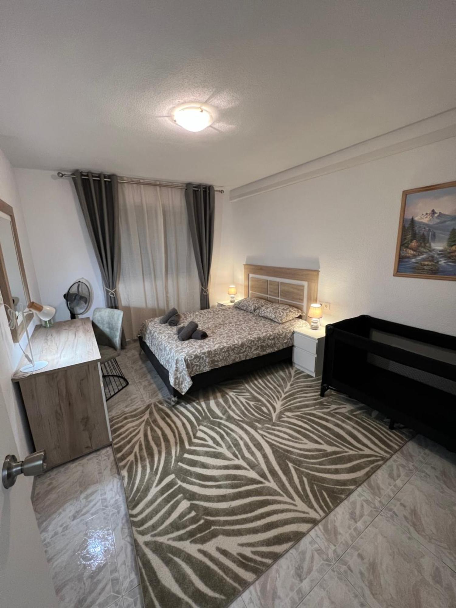 Sinforosa Park Apartments Τορεβιέχα Εξωτερικό φωτογραφία